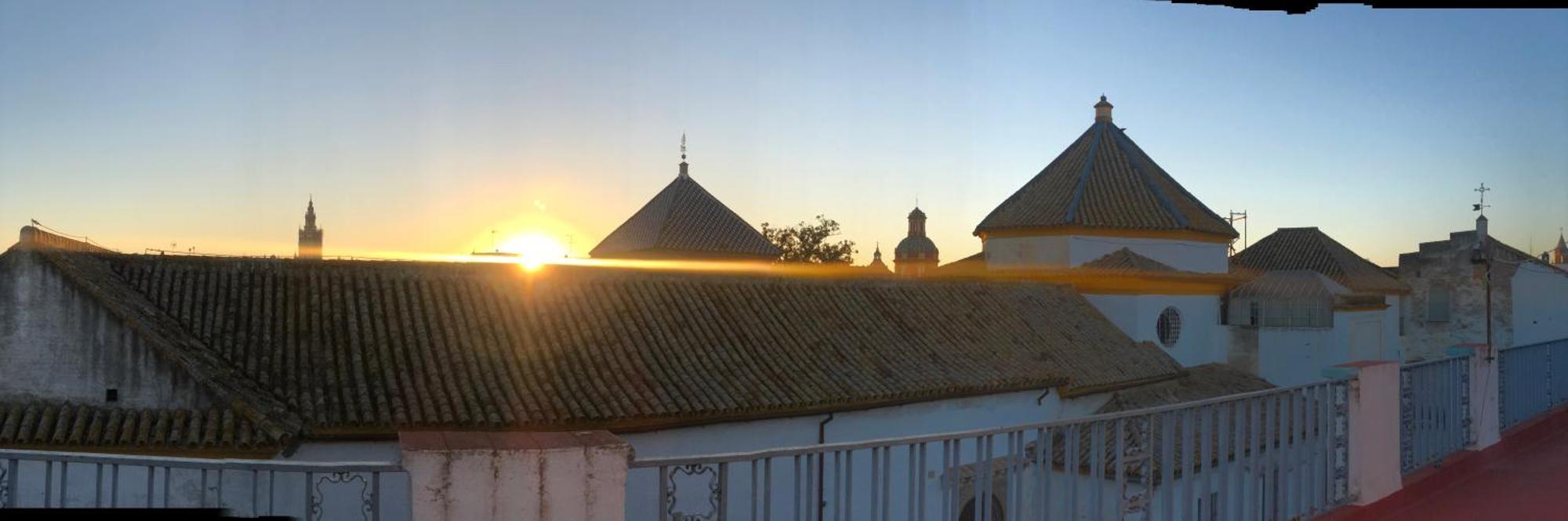 דירות סביליה Atico Caleria Con Vistas A La Giralda מראה חיצוני תמונה